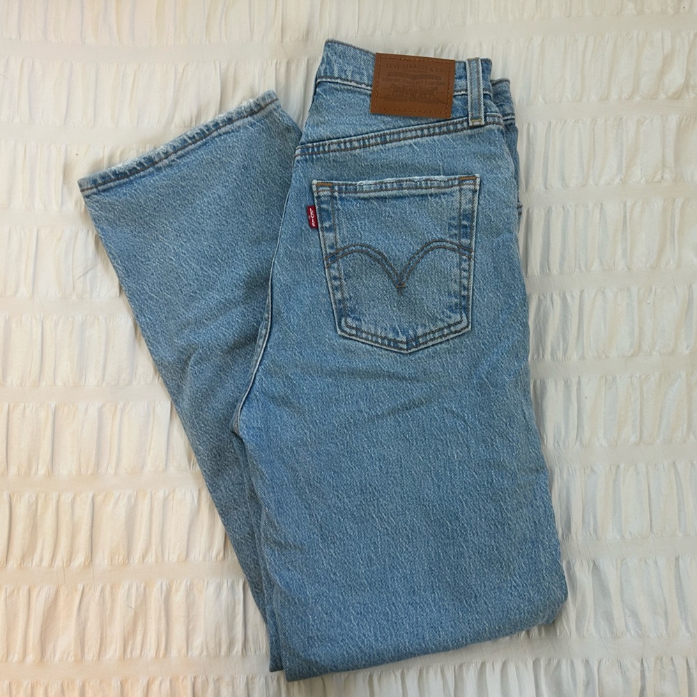 Levi’s Ribcage Ankle Straight Jeans - Distressed
